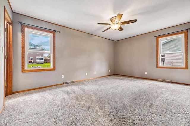 W163N10528 Ridgeview LANE, Germantown, WI 53022