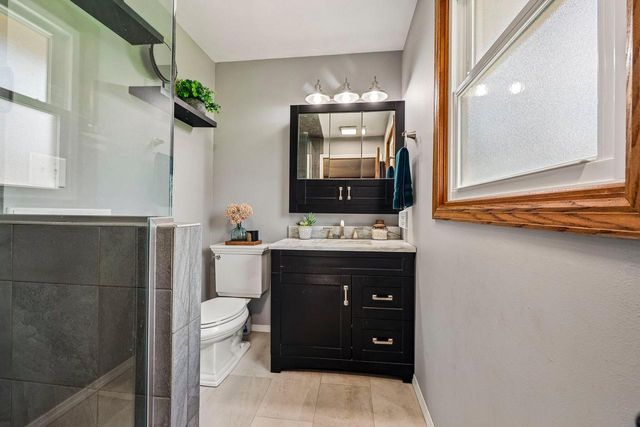 W163N10528 Ridgeview LANE, Germantown, WI 53022