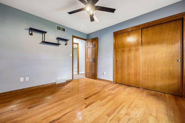W163N10528 Ridgeview LANE, Germantown, WI 53022