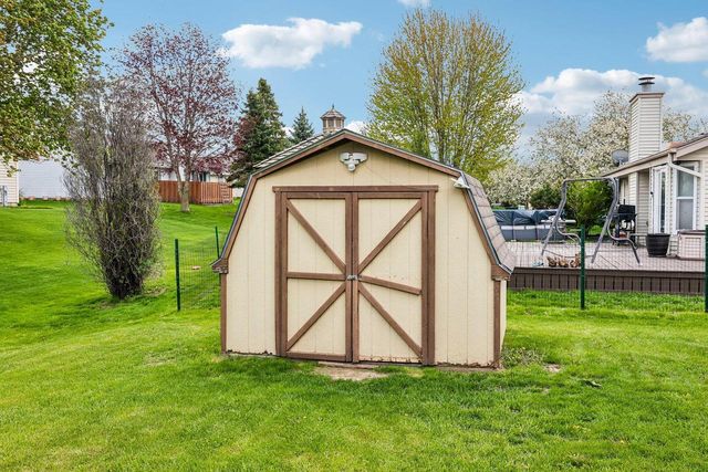 W163N10528 Ridgeview LANE, Germantown, WI 53022