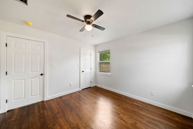 2451 Hudspeth Avenue, Dallas, TX 75216