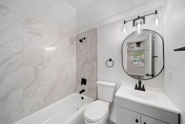 2451 Hudspeth Avenue, Dallas, TX 75216