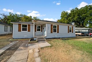 2451 Hudspeth Avenue, Dallas, TX 75216