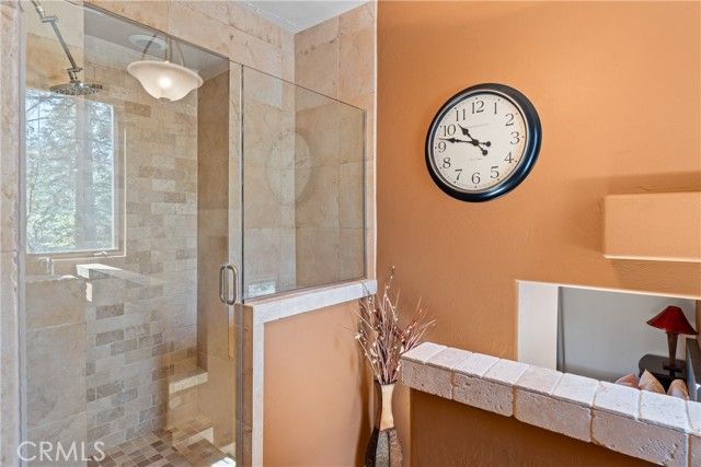 274 N Fairway, Lake Arrowhead, CA 92352