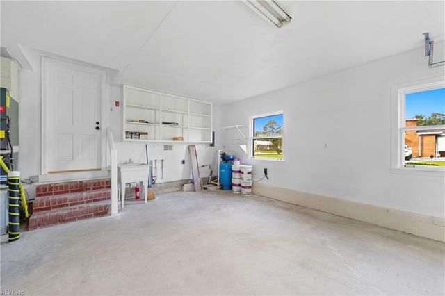 5208 Askew RD, Chesapeake, VA 23321