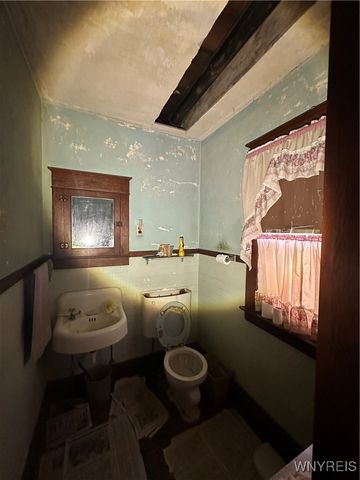 557 20th Street, Niagara Falls, NY 14301