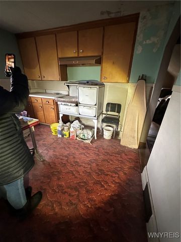 557 20th Street, Niagara Falls, NY 14301