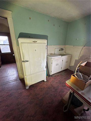 557 20th Street, Niagara Falls, NY 14301