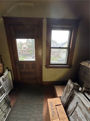 557 20th Street, Niagara Falls, NY 14301