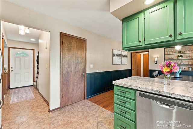 2016 Edgewood Avenue, Grand Rapids, MI 49546