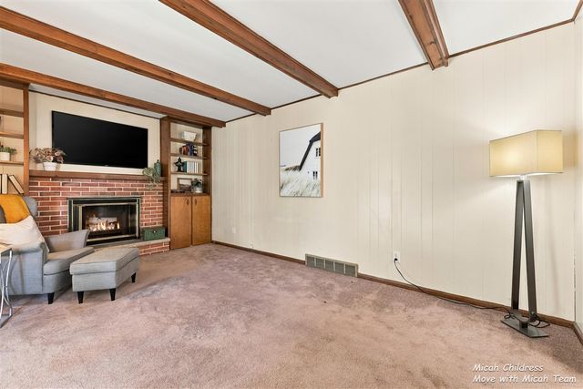 2016 Edgewood Avenue, Grand Rapids, MI 49546