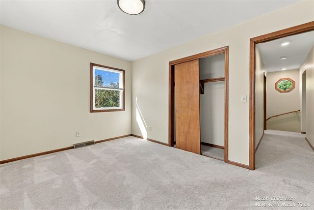 2016 Edgewood Avenue, Grand Rapids, MI 49546