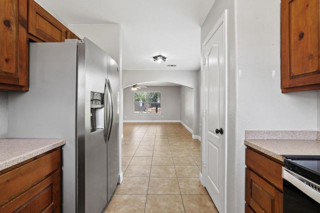 121 Sunset Lane, Whitewright, TX 75491