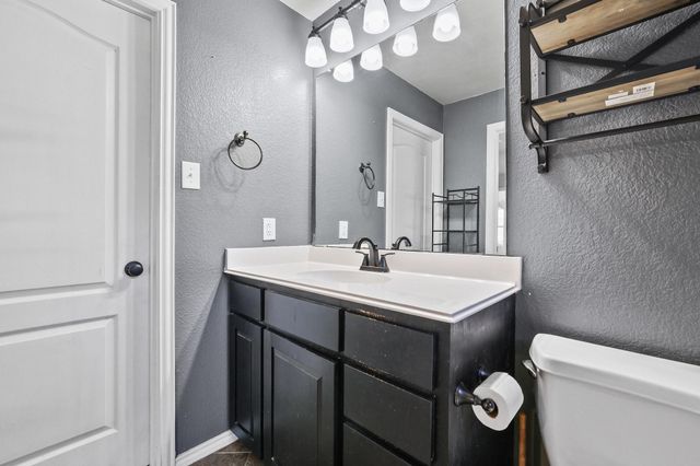 121 Sunset Lane, Whitewright, TX 75491