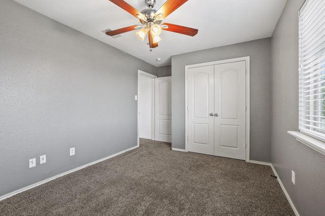 121 Sunset Lane, Whitewright, TX 75491
