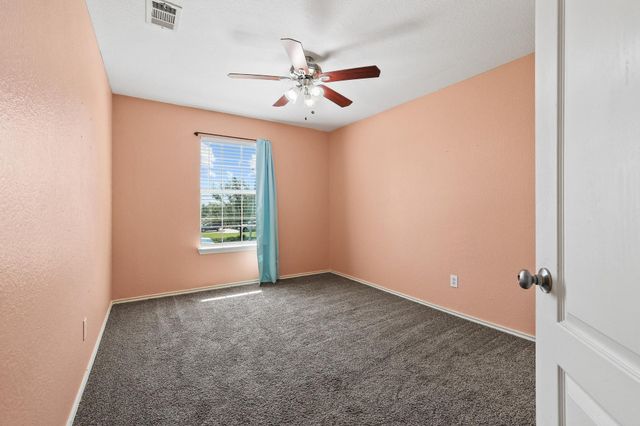 121 Sunset Lane, Whitewright, TX 75491