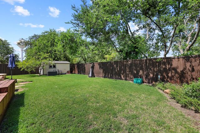 121 Sunset Lane, Whitewright, TX 75491