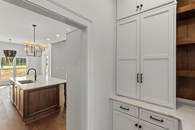 5024 Halls Hill Pike, Murfreesboro, TN 37130