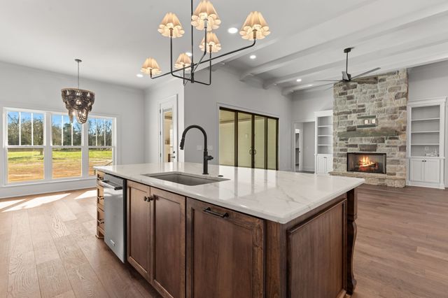 5024 Halls Hill Pike, Murfreesboro, TN 37130