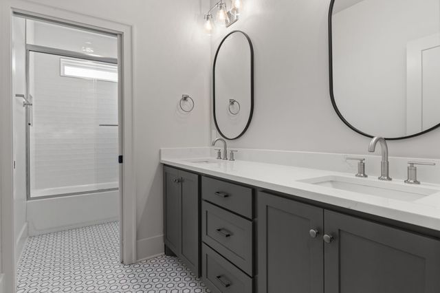 5024 Halls Hill Pike, Murfreesboro, TN 37130