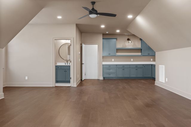 5024 Halls Hill Pike, Murfreesboro, TN 37130