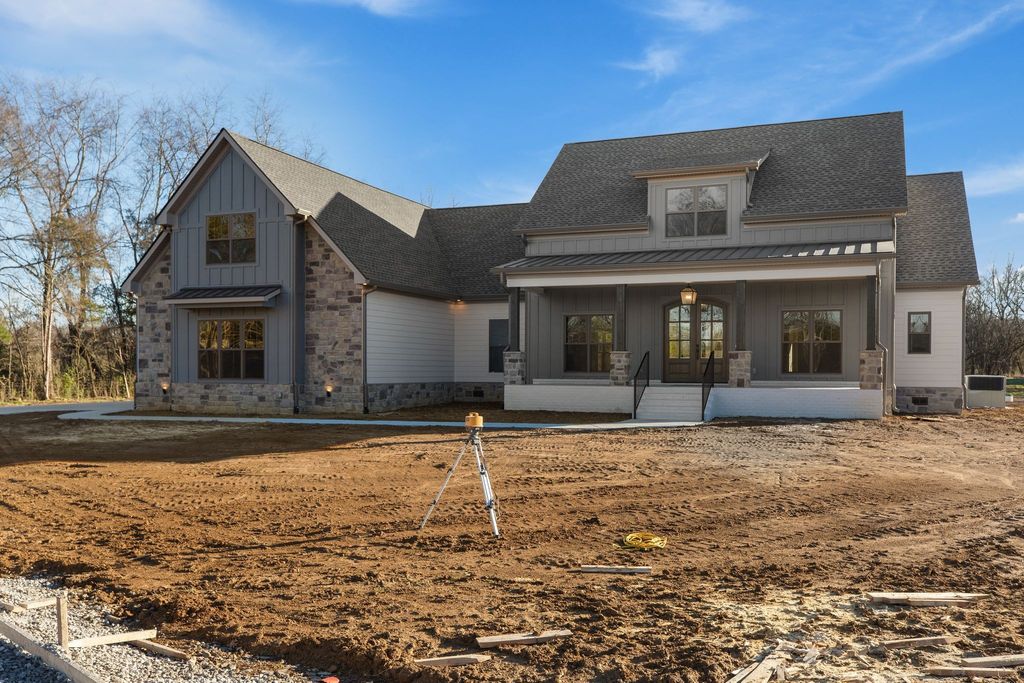 5024 Halls Hill Pike, Murfreesboro, TN 37130