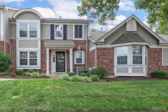 1814 Baxter Ridge Drive, Chesterfield, MO 63017