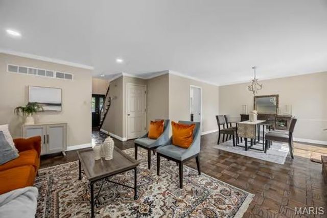 1814 Baxter Ridge Drive, Chesterfield, MO 63017