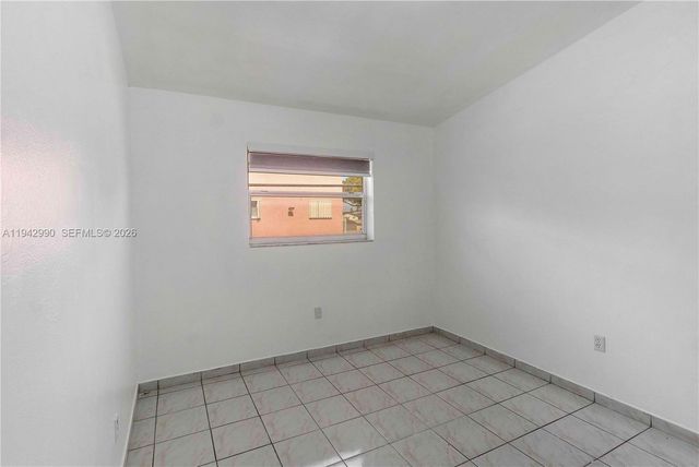 642 E 2nd AV A, Hialeah, FL 33010