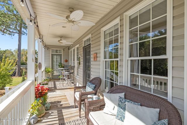 123 Marsh Harbour Drive, Newport, NC 28570