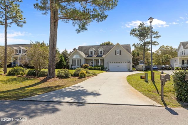 123 Marsh Harbour Drive, Newport, NC 28570
