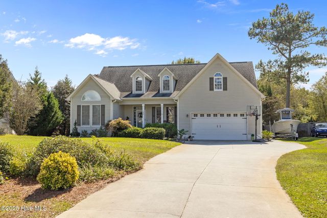 123 Marsh Harbour Drive, Newport, NC 28570