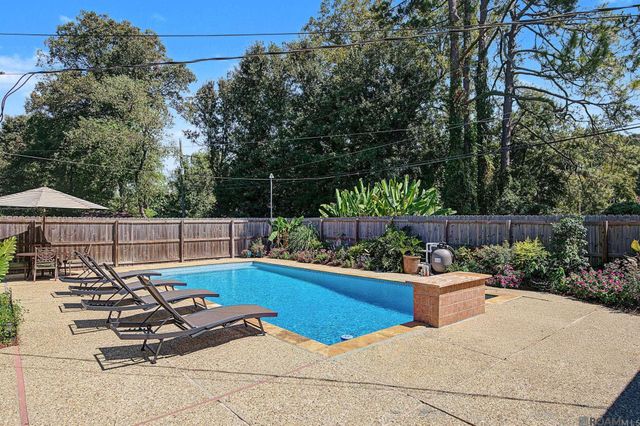 620 Wylie Dr, Baton Rouge, LA 70808