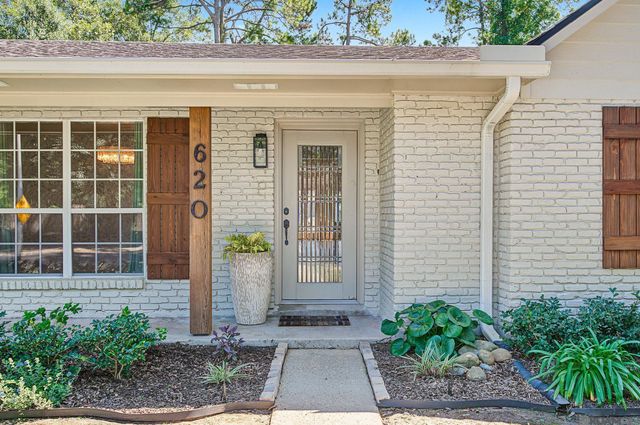 620 Wylie Dr, Baton Rouge, LA 70808
