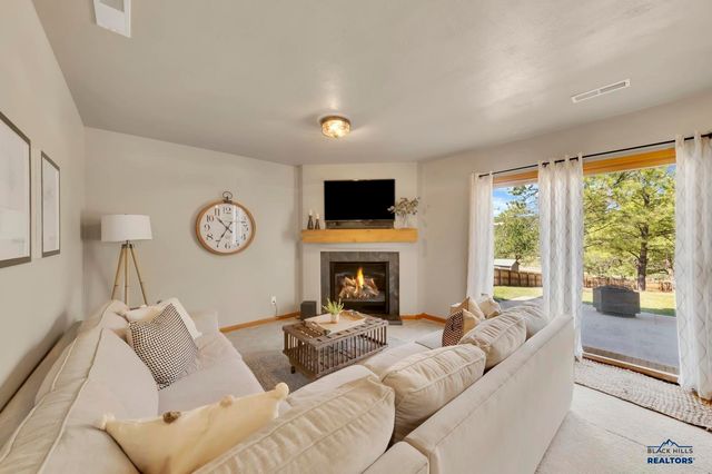 7759 COLUMBINE CT, Rapid City, SD 57719