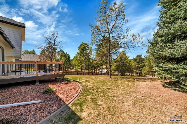 7759 COLUMBINE CT, Rapid City, SD 57719
