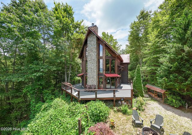 520 Whiteside Gap Road, Robbinsville, NC 28771