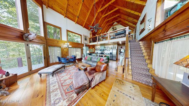 520 Whiteside Gap Road, Robbinsville, NC 28771