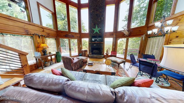 520 Whiteside Gap Road, Robbinsville, NC 28771