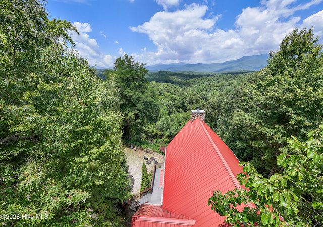 520 Whiteside Gap Road, Robbinsville, NC 28771