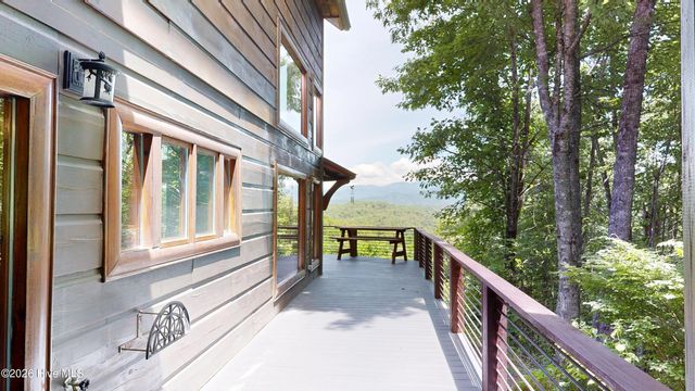 520 Whiteside Gap Road, Robbinsville, NC 28771