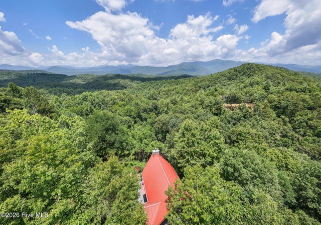 520 Whiteside Gap Road, Robbinsville, NC 28771