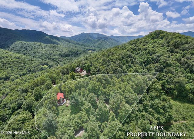 520 Whiteside Gap Road, Robbinsville, NC 28771