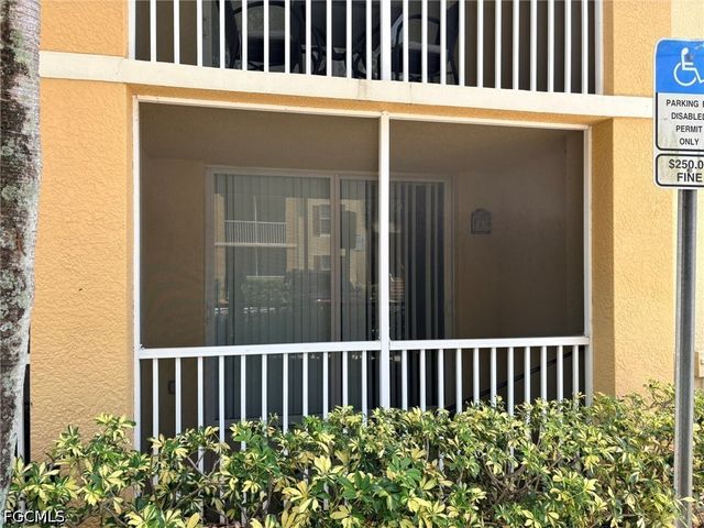 4121 Residence DR 305, Fort Myers, FL 33901