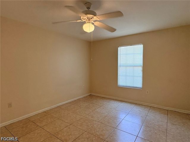 4121 Residence DR 305, Fort Myers, FL 33901