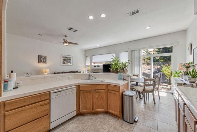 2010 Carignan Way, San Jose, CA 95135