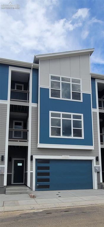 741 Belleza View, Colorado Springs, CO 80907 — photo 2