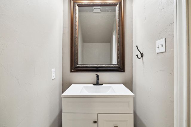5315 Sunbright Court, Houston, TX 77041