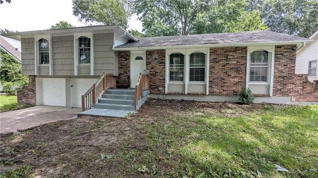 8919 Stark Avenue, Kansas City, MO 64138
