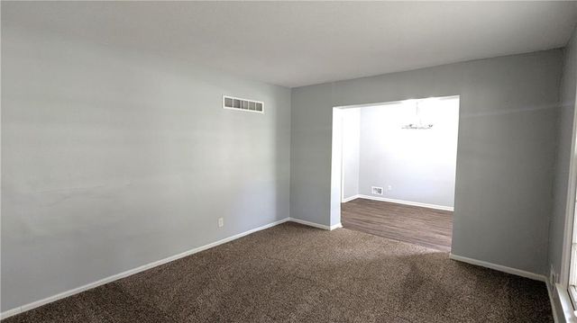 8919 Stark Avenue, Kansas City, MO 64138